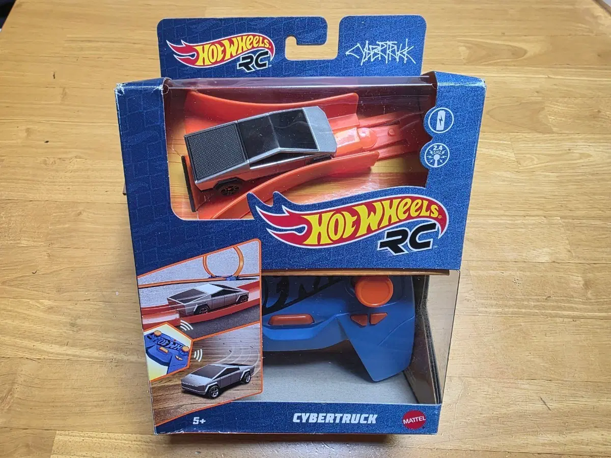 핫휠 RC 사이버트럭