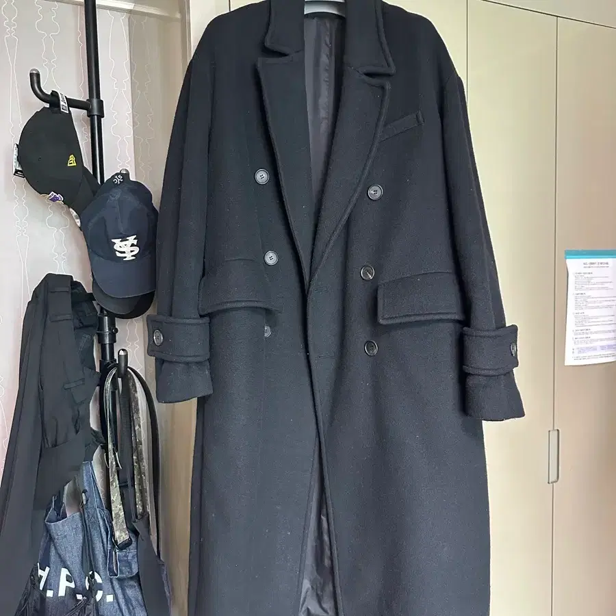 어텐션로우 더블 코트