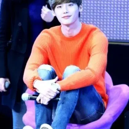 [L] 산드로옴므 이종석 오렌지 니트