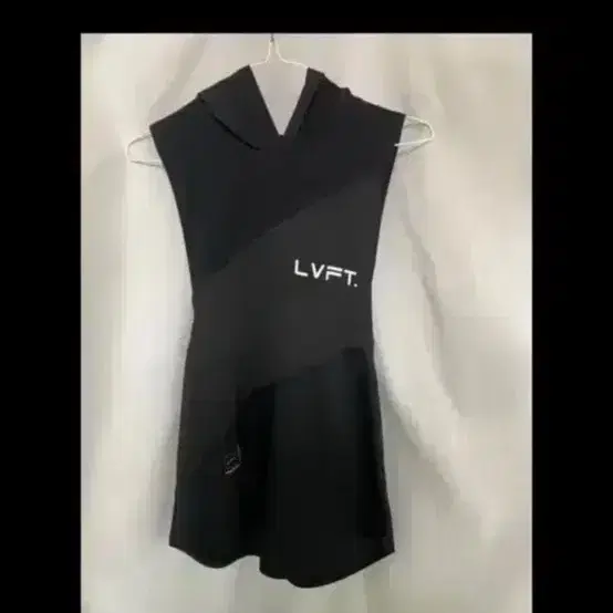 기능성 드라이핏 메쉬 후드 민소매 나시