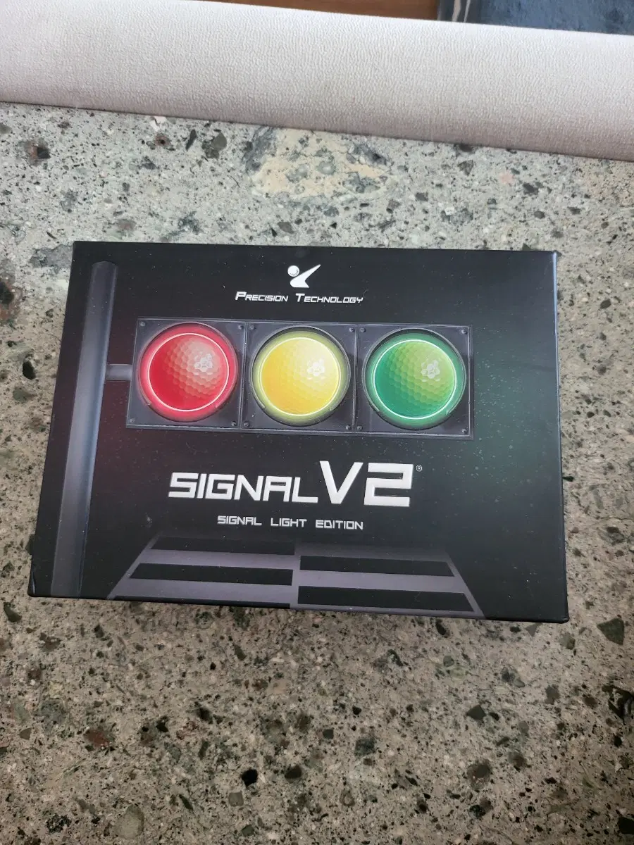 SIGNAL V2 시그널 라이트 에디션 12구새제품 골프공세트