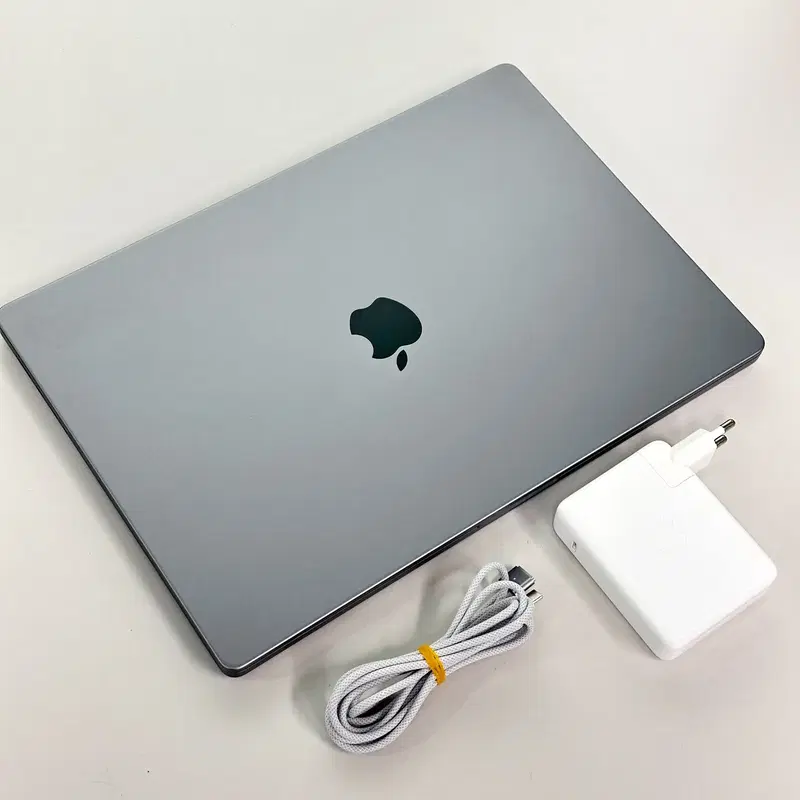 맥북프로 16인치 2021 M1 Pro 32GB 512GB 팔아요!
