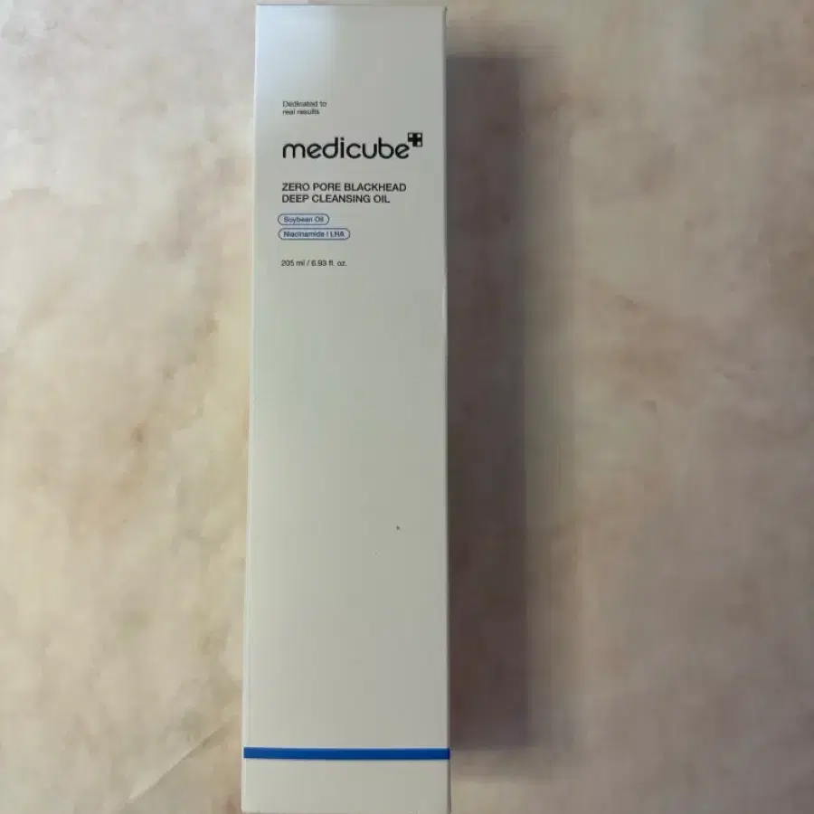 메디큐브 제로 모공 블랙헤드 딥 클렌징오일205ml