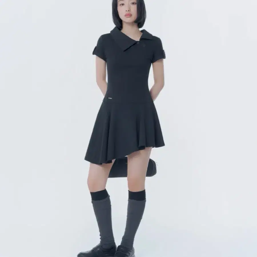미세키서울 Slash button flare one piece BLACK 원피스 블랙