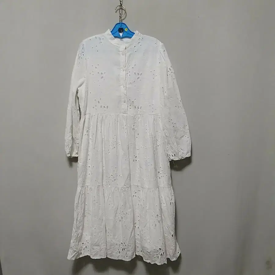 라286 펀칭롱원피스
