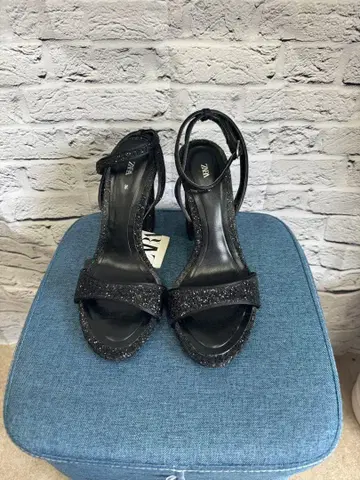 ZARA 글리터 샌들 블랙 36 23.5cm(c-3)