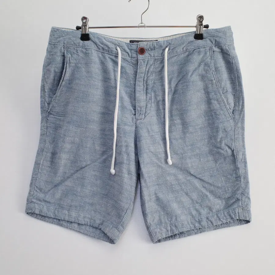 Abercrombie & Fitch