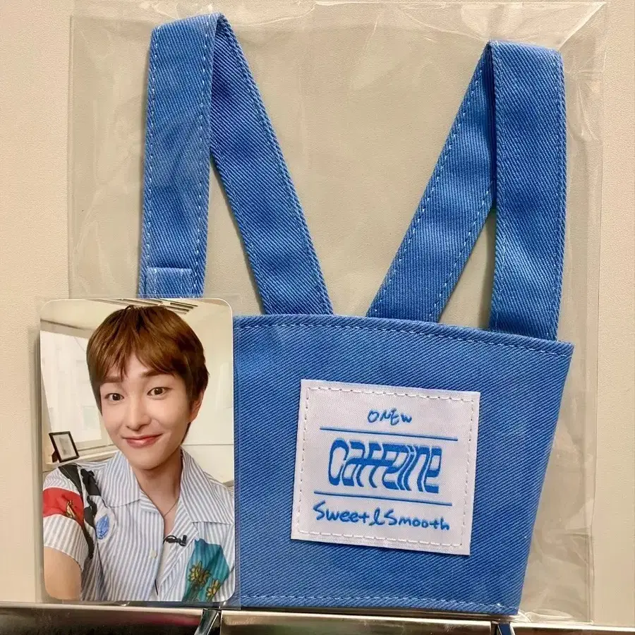 예판 샤이니 대만 팝업 온유 컵홀더