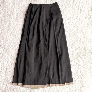 새상품급 요건 레일 린넨 실크 혼방 턱 롱 스커트 밑단 절개 블랙 M