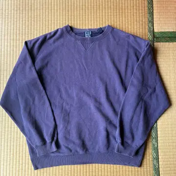 레어 90s GAP 올드 갭 맨투맨 앞V 퍼플네이비 페이드 짧은 기장