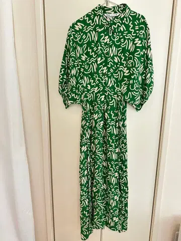 ZARA 아트 패턴 텍스타일 그린 원피스
