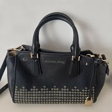 MICHAEL KORS 핸드백 블랙 스터드