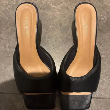Demi-Luxe BEAMS 스퀘어 퍼프 샌들 .M