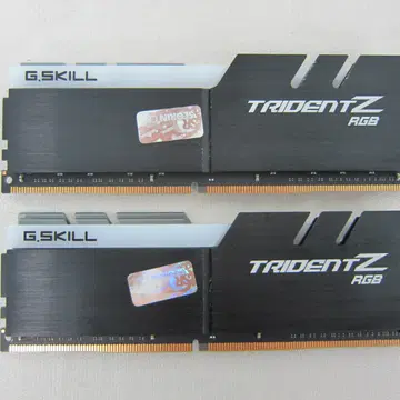 지스킬 DDR4-3200 CL16 TRIDENT Z RGB 32G(16Gx2) | 메모리/VGA | 번개