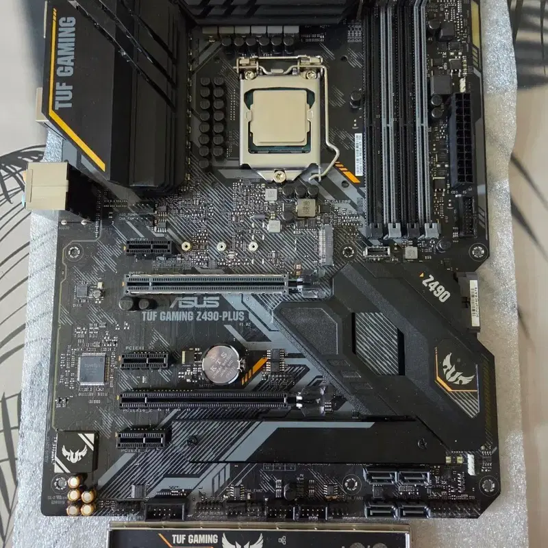 i7-10700k + ASUS TUF GAMING Z490-PLUS