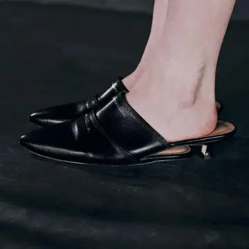JOHN LAWRENCE SULLIVAN 스태킹 뮬 펌프스