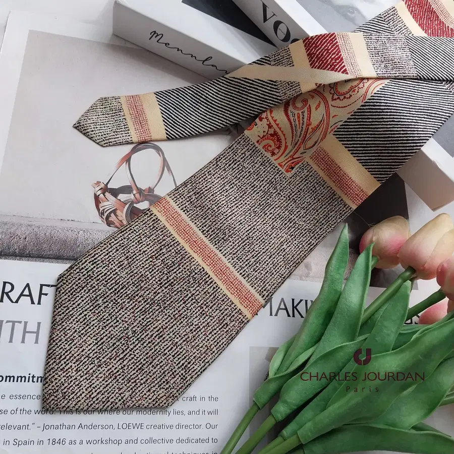 샤를주르당 베이지 멀티 패치워크 패턴 넥타이 9.7cm A+등급 K3129