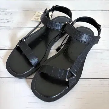 ZARA 자라 샌들 플랫 블랙 사이즈 37