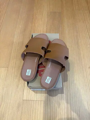 새상품 FitFlop Leather 샌들