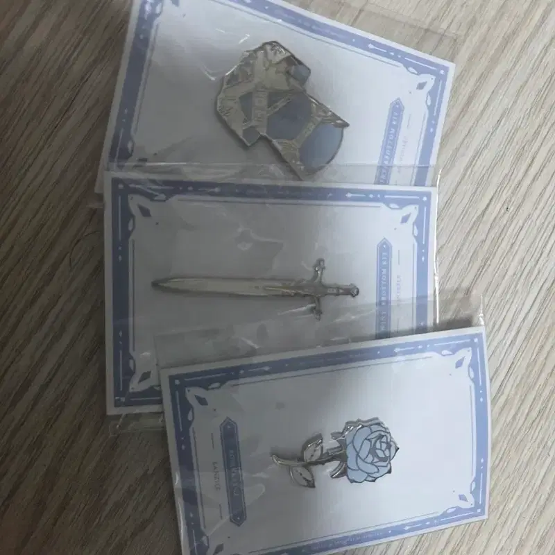 룬의 아이들 뱃지 굿즈