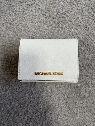 [ MICHAEL KORS ] 3단 폴더형 지갑