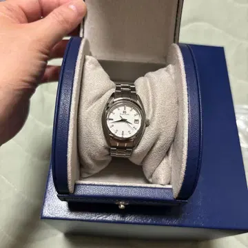 새상품! 미사용! Grand Seiko 여성용 손목시계 STGF375