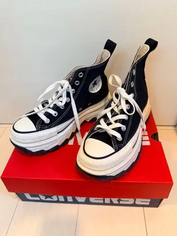 새상품 CONVERSE ALL STAR TREKWAVE HI 24.0cm