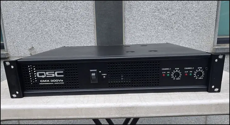 QSC CMX 300Va 중고 파워 앰프