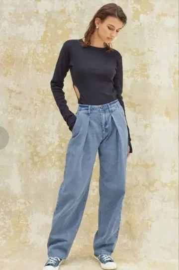 턱 데님 팬츠 데님 팬츠 블루 미사용 새상품 알렉시아 스템