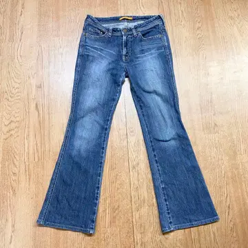 Levi's 리바이스 LADY STYLE 플레어 데님 팬츠 신축성 L