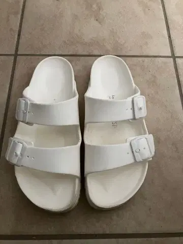 BIRKENSTOCK 샌들 화이트 36 사이즈
