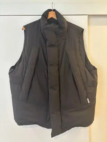 DAIWA PIER39 GORE-TEX DOWN VEST