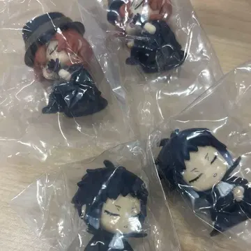 문호 스트레이독스 나카하라 츄야 아쿠타가와 류노스케 어깨 쿵