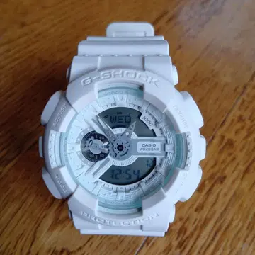 CASIO G-SHOCK 화이트 GA-110BC