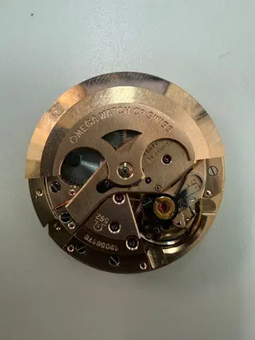 OMEGA Seamaster 자동 와인딩 무브먼트 칼리버 562