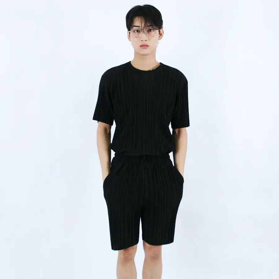 롤프 플리츠 셋업 세트 여름 반팔티 반바지 남성 오버핏 쿨링 편한 플리츠 투피스