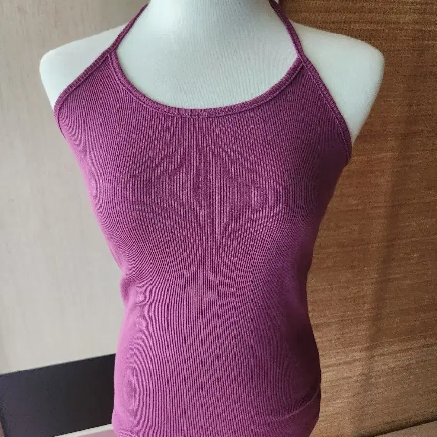 골지 민소매 홀터넥 탑 퍼플