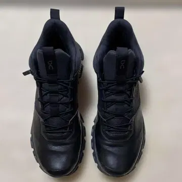 [온] 러닝화 Cloud Hi Waterproof