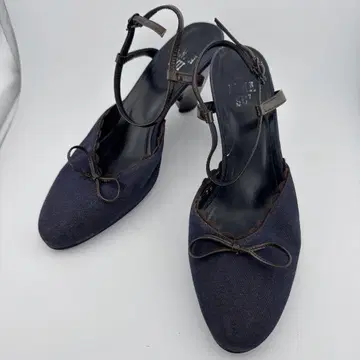ANNA SUI 백 스트랩 샌들 네이비 리본 데님