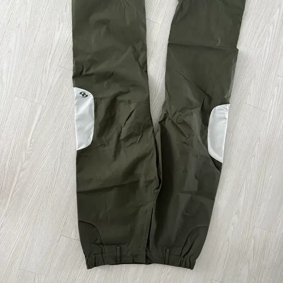 산산기어 팬츠