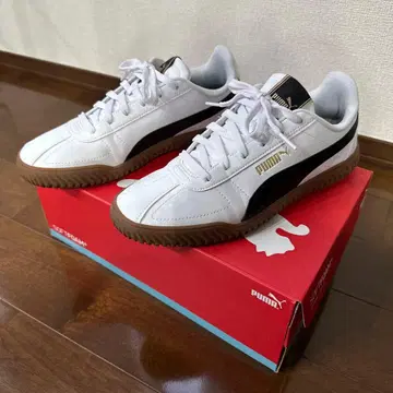 새상품급 PUMA 화이트 스니커즈 27cm