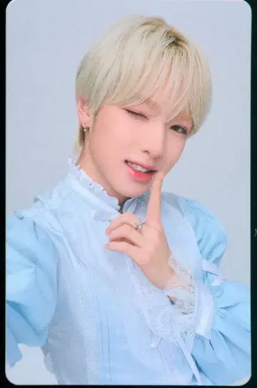 NCT WISH 랜덤 포토카드 SAKUYA 6명의 왕자님이 프로포즈해 온다는 건 듣지 못했는데