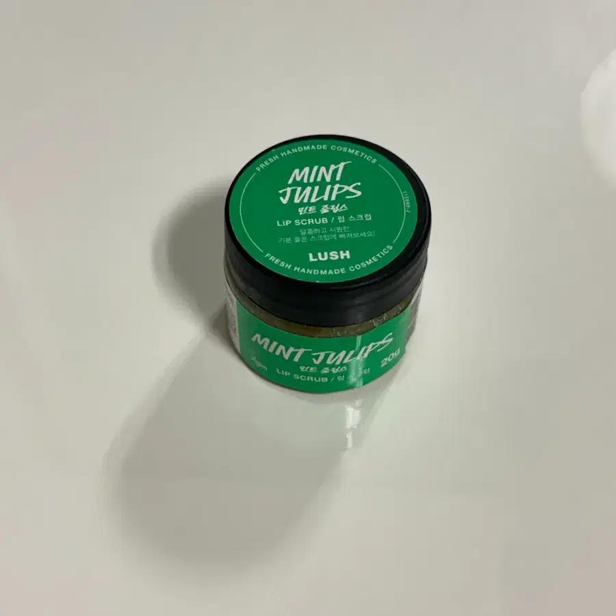 (새상품) 러쉬 민트 줄립스 립스크럽 20g