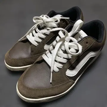 VANS 스니커즈 V2940 SE 브라운 25.5cm