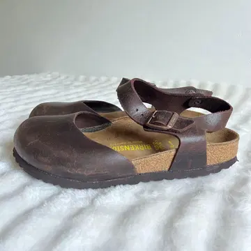 BIRKENSTOCK 메씨나 샌들 다크 브라운 23.0