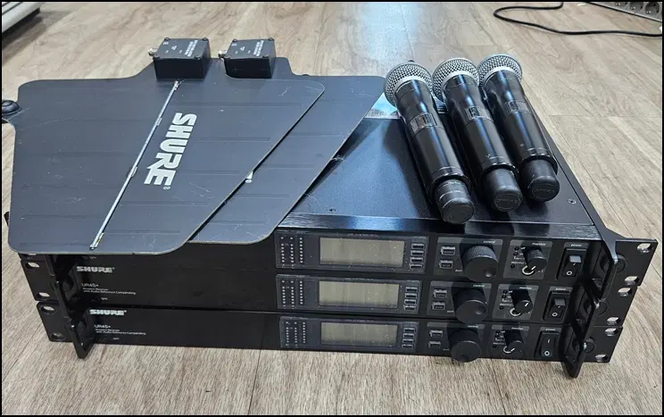 슈어(SHURE) UR4S+ BETA58A 중고 무선마이크 3세트 일괄 판매