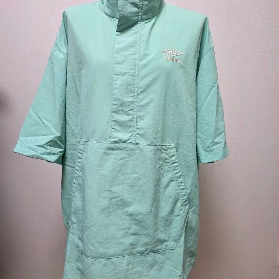 105) umbro 엄브로 아노락 반집업 반팔 민트색