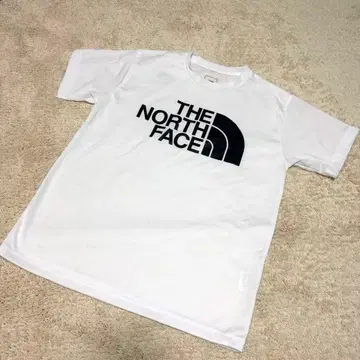 THE NORTH FACE 반팔 T셔츠 화이트 로고 L 사이즈
