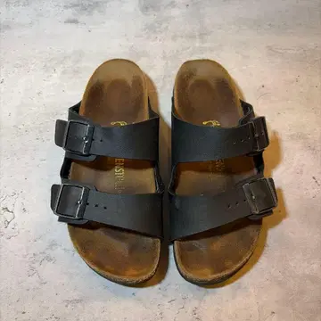 BIRKENSTOCK 블랙 샌들 애리조나 36