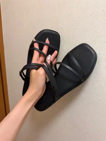 찰스앤키스 샌들